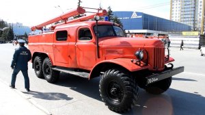 Пожарная автоцистерна АЦП-30 на шасси ЗиЛ-157.