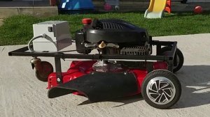 Радиоуправляемая газонокосилка из гироскутера