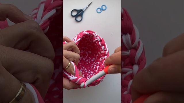 Малышка из трикотажной пряжи ,,МИРА’’ смотреть онлайн