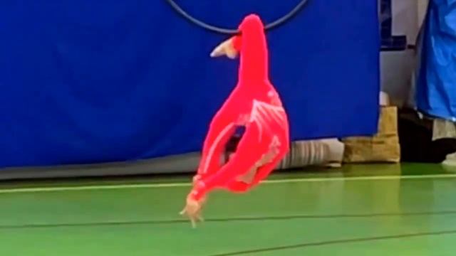 ВОЗДУШНАЯ АКРОБАТИКА КОЛЬЦО СМОЛЬЯНИНОВА СОФЬЯ ФРАГМ