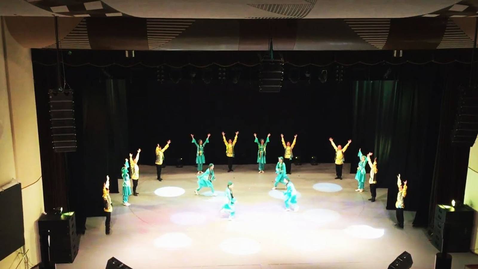 Табасаранский танец. narod-mira.ru