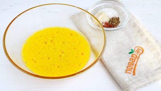 Ароматный домашний сыр с тмином и зеленью