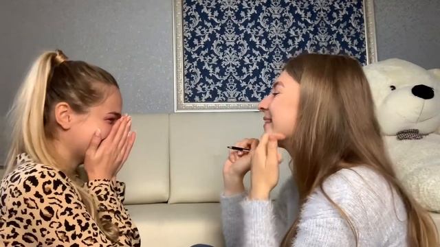 Треш макияж от подруги смотреть онлайн