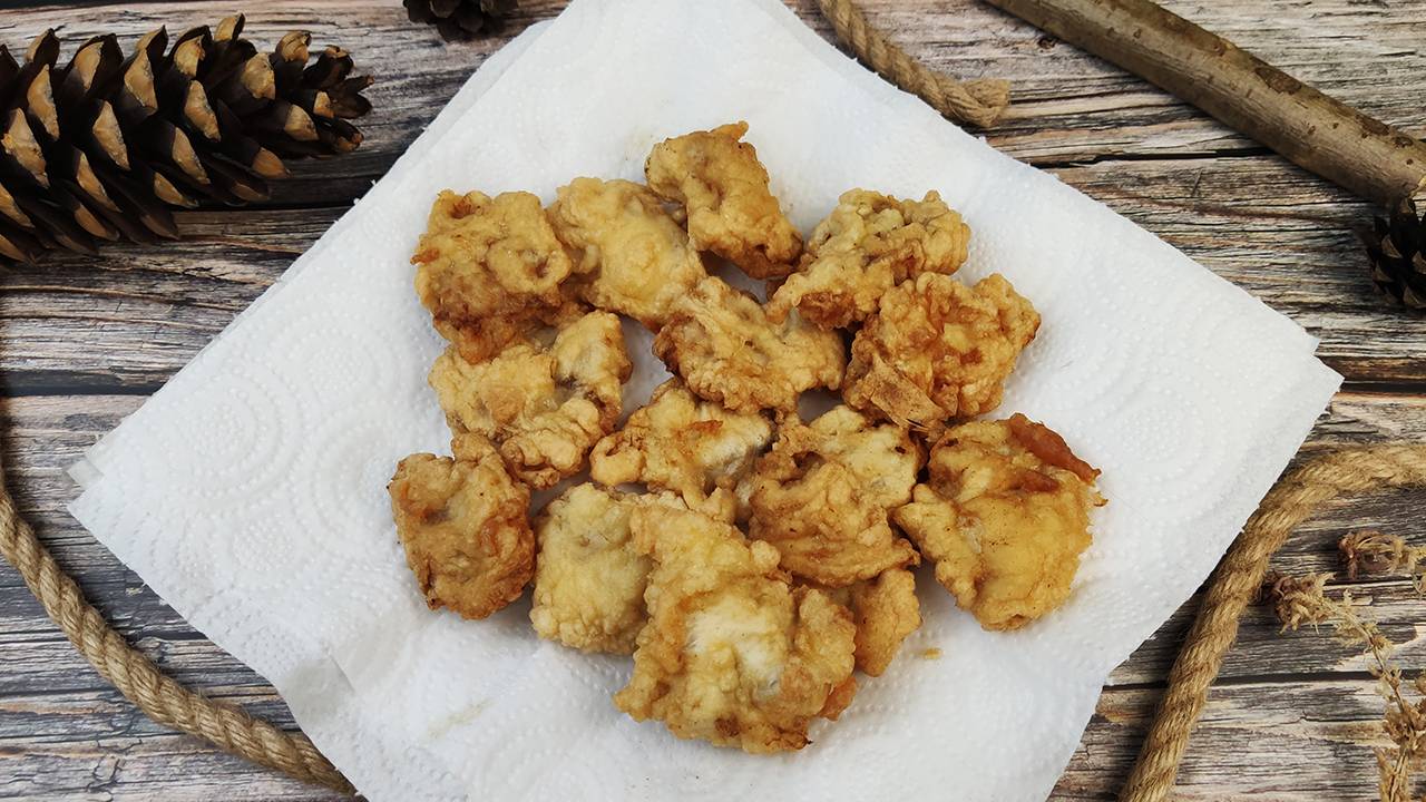 Языки трески в кляре. Как приготовить язычки на сковородке смотреть онлайн