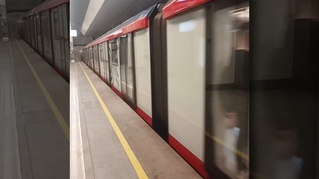 прибытие Москвы 2020 на станцию бул печатники смотреть онлайн