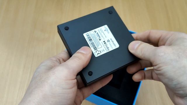 Ugoos SK2 - распаковка ТВ бокса и сравнение с SK1