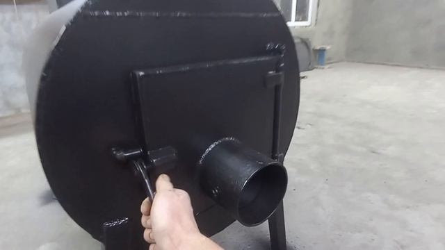 Буржуйка із воздушною рубашкою.