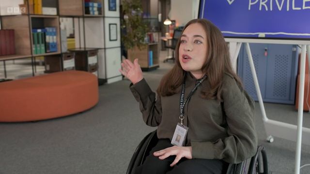 Сериал Шеф (2 серия, 2025) / The Chief смотреть онлайн