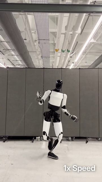 Робототехники Tesla показали новое демо с танцующим Optimus смотреть онлайн
