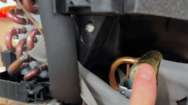 Как выглядит моноблочный кондиционер из внутри!!!