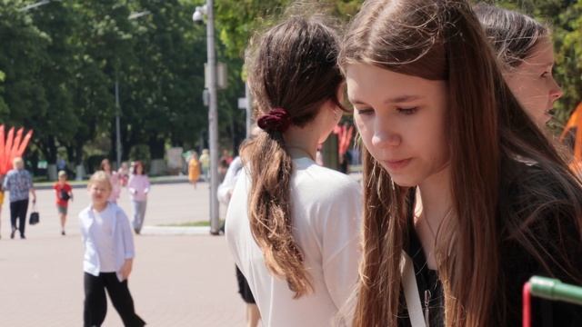 «Ура! Каникулы!» смотреть онлайн