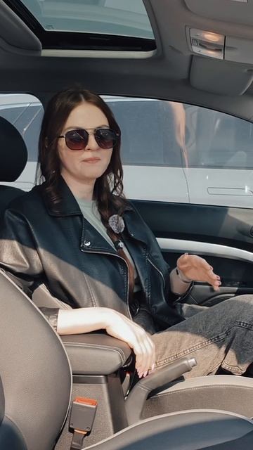 KIA STONIC смотреть онлайн