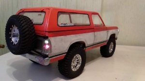 Звук двигателя V8 на радиоуправляемой модели Dodge Ramcharger