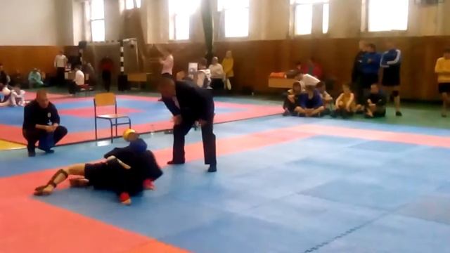 Кирилл 1 бой 720 смотреть онлайн