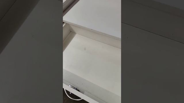 Торговий прилавок вітрина ДСП б/в, торгове місце б в, в? смотреть онлайн