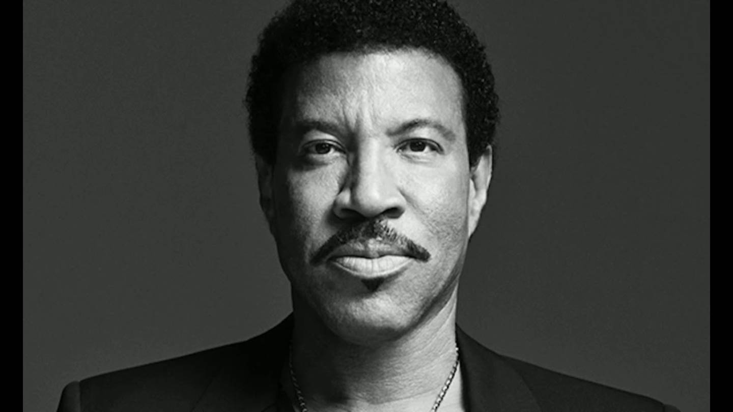 Lionel Richie — Full Concert Live 2016 In Chile Festival Viña Del Mar