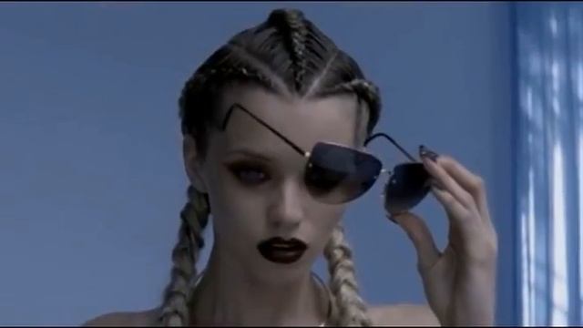 Новинки кино - Неоновый демон//The Neon Demon (2016) смотреть онлайн