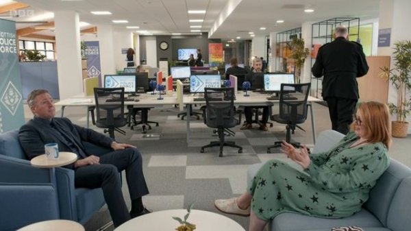 Сериал Шеф (1 серия, 2025) / The Chief