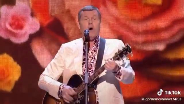 АЛЕКСАНДР НОВИКОВ