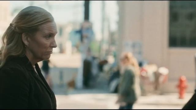 Но это не наш Банк! ("Очень плохая семейка/The Estate", 2022) смотреть онлайн