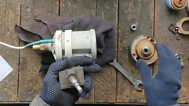 Способ регулировки вибрационного насоса