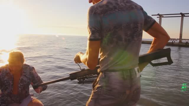 75 серия. Бон-Бон на прицеле | Сериал "Дядя Витя и ВиктОр Бон-Бон" смотреть онлайн