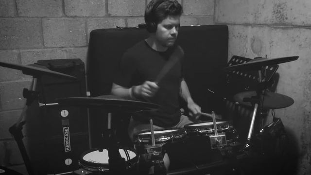 Thomas - Drum cover of 'Далеко' (Мельница) смотреть онлайн