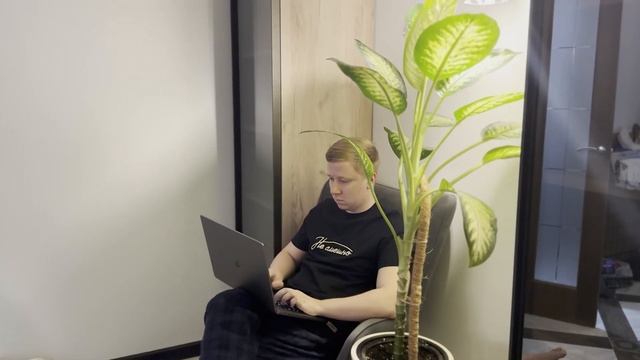 День из жизни Java-разработчика на удаленке смотреть онлайн