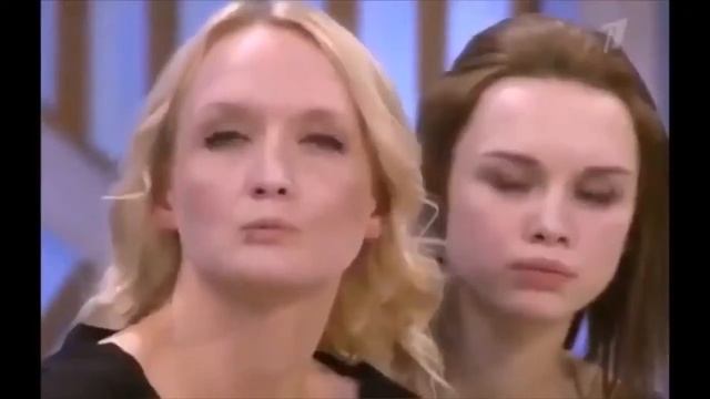 Шерлок холмс и мама Шурыгиной Шурыгина танцуют слушают музыку смотреть онлайн