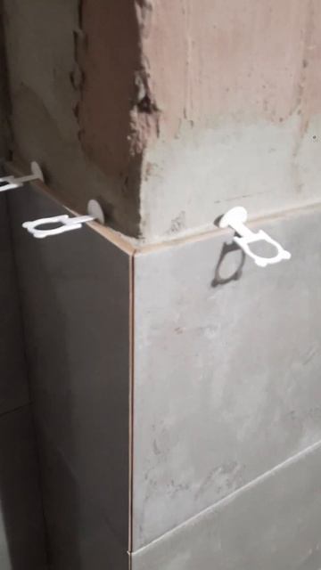 Устройство наружного угла из керамической плитки. смотреть онлайн