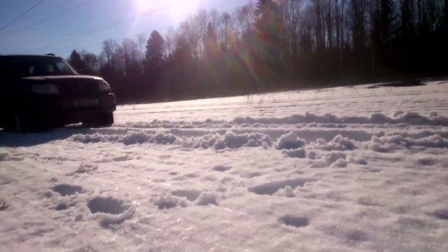 УАЗ - небольшое приключение под ЛЭП смотреть онлайн