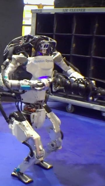 Boston Dynamics смотреть онлайн