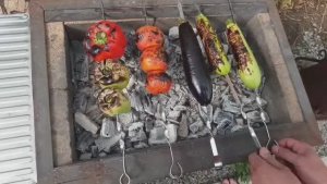 Теплый салат из овощей на мангале