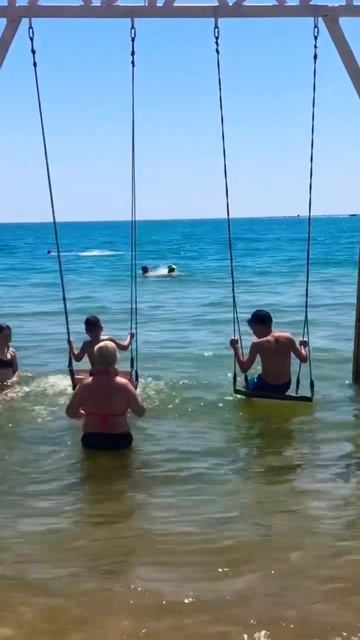 Качели в море. Благовещенская смотреть онлайн