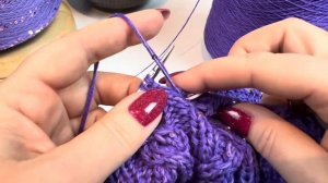 ТРЕНД!  ВЯЖЕМ ШИКАРНУЮ СВЕРКАЮЩУЮ ШАПКУ С ВЫСОКОЙ МАКУШКОЙ!  МАСТЕР-КЛАСС!