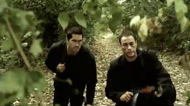 Игры киллеров. Жан Клод Ван Дамм Боевик.2011.mp4