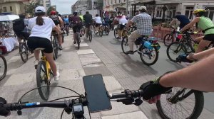 ВЕЛОПАРАД 2025 САРАТОВ / УЛЕТЕЛ ЧЕРЕЗ РУЛЬ