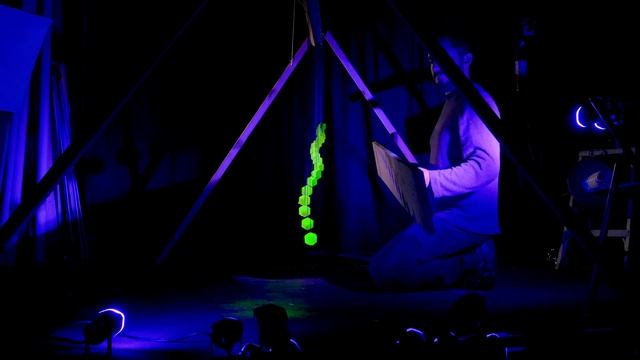 Extraordinary Patterns of a Pendulum Wave смотреть онлайн