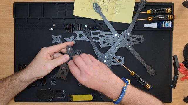 Apex HD 5 Inch Frame Build - Збірка рами на фрістайл дрон.