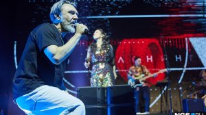Репортаж с новосибирского концерта легендарной группы  Ленинград— мощно, ярко и без цензуры.