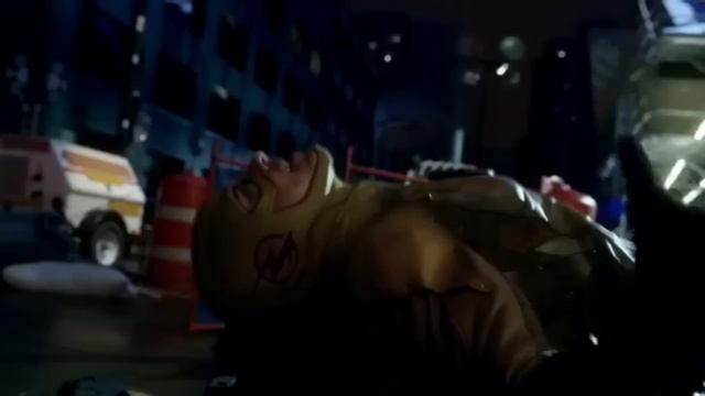 ФЛЭШ VS ОБРАТНЫЙ ФЛЭШ БИТВА ( 1 сезон ) смотреть онлайн