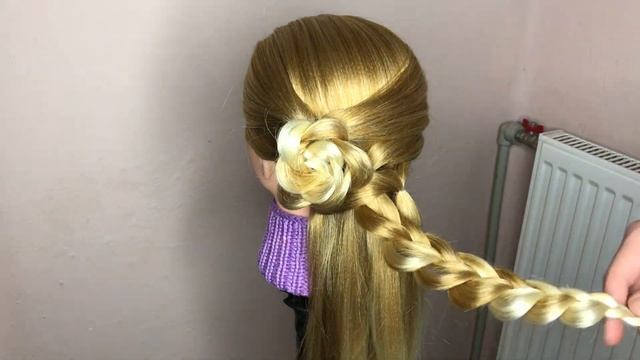 🥀Милая прическа, на 1-е марта. С цветочками 🥀 смотреть онлайн