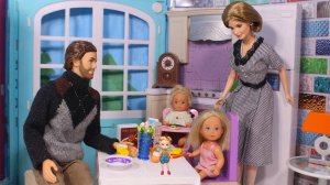 ОСТАЛИСЬ НОЧЕВАТЬ У БАБУШКИ. Феи существуют!!! Куклы Мама Барби