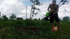 Купил культиватор электрический Greenworks великолепный помощник на даче.