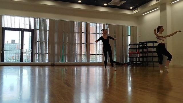 Боди-балет для начинающих | упражнения на середине