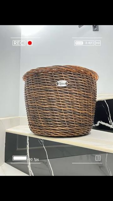 Продаю кашпо 20л. Искусственный ротанг. Отправка любым? смотреть онлайн