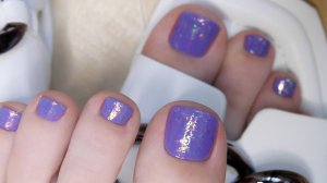 Педикюр с хлопьями юки (обычный лак)