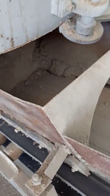 Завод, производящий бетонные блоки на Фукуоке во Вьет? смотреть онлайн