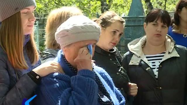 19 05 17 Увековечивание памяти пионерских вожатых школы №16 смотреть онлайн