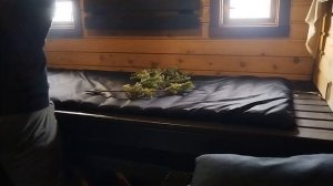 О том, как использовать свежую ёлку в бане